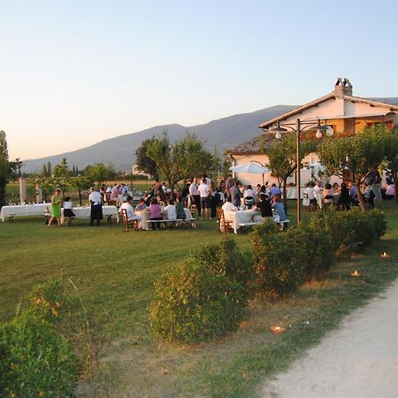 Agriturismo Il Barco Spello Luaran gambar