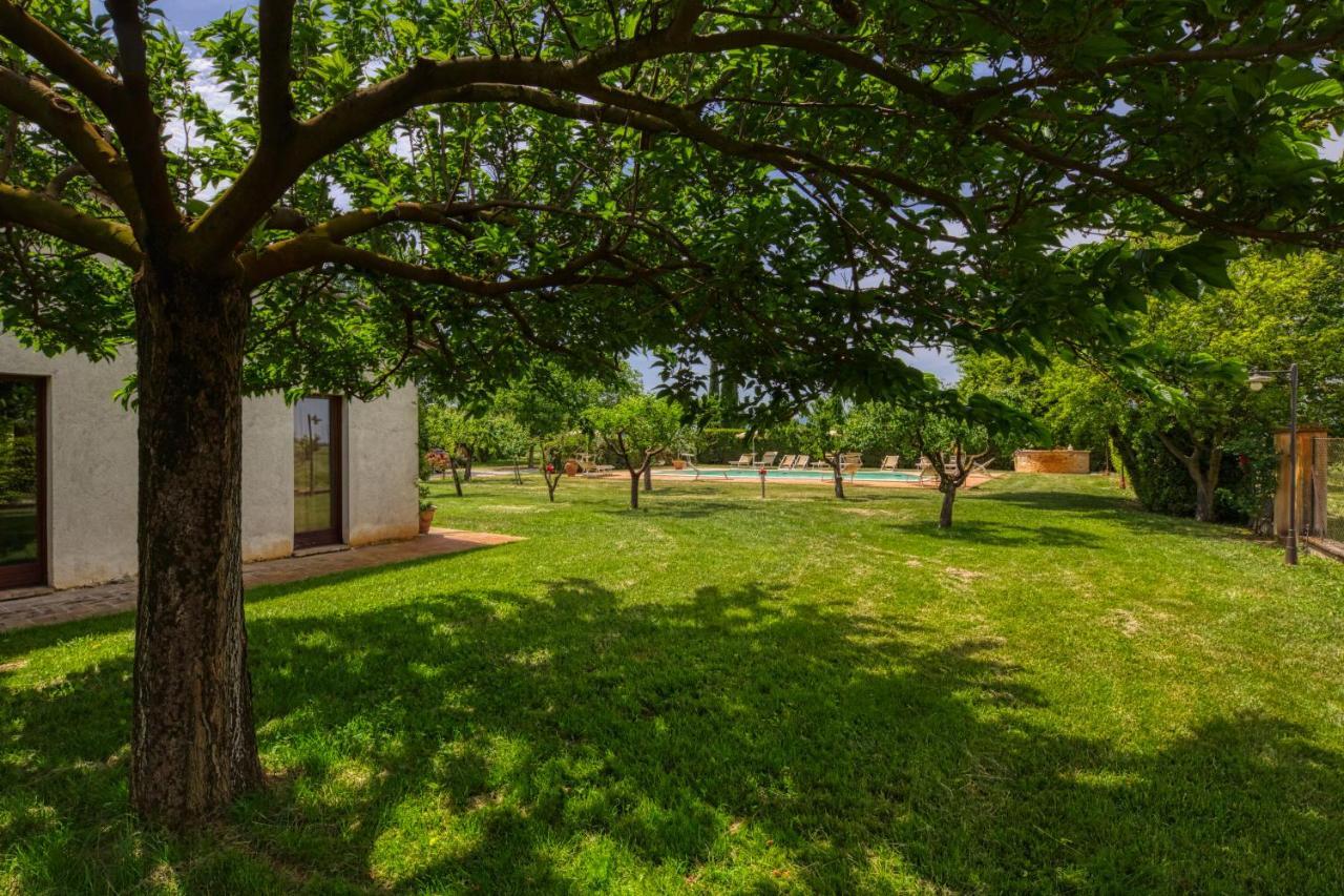 Agriturismo Il Barco Spello Luaran gambar
