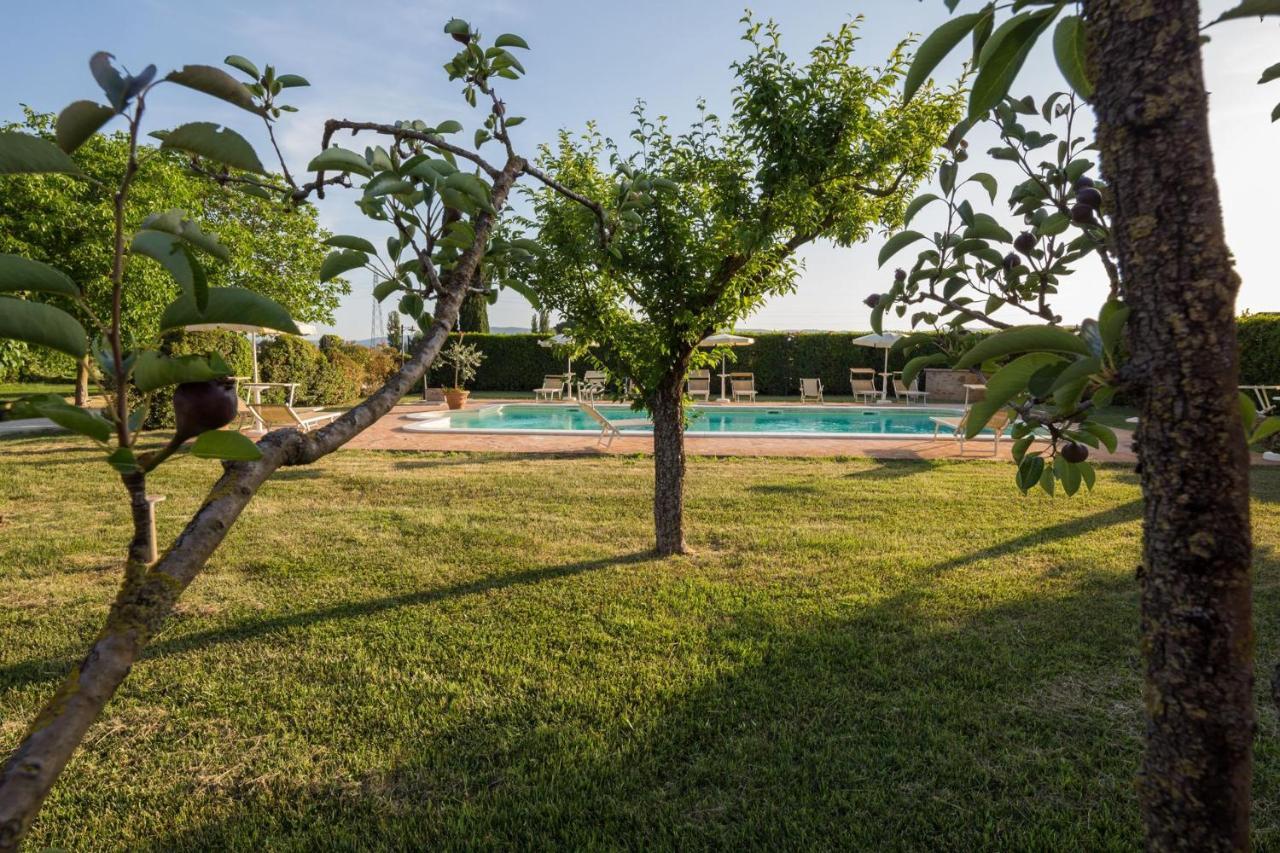 Agriturismo Il Barco Spello Luaran gambar