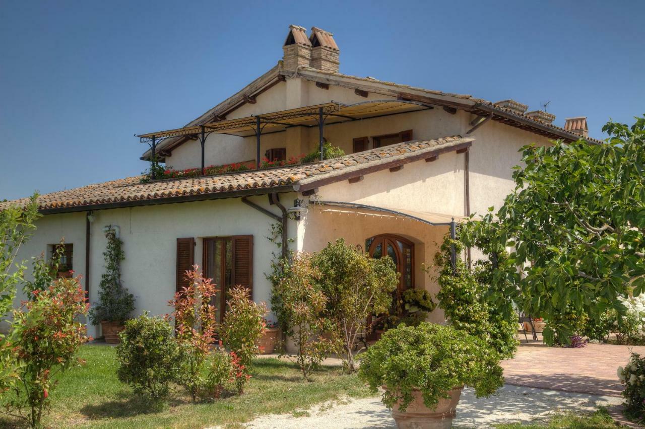 Agriturismo Il Barco Spello Luaran gambar